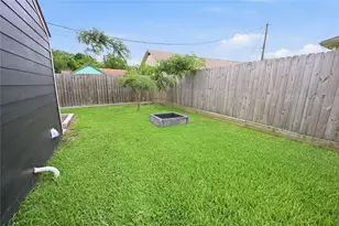 318 2nd St N, Texas City, TX 77590 - Photo 27
