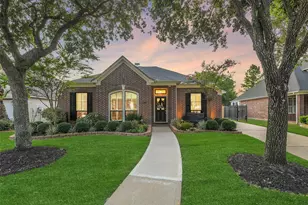 13739 Sherburn Manor Dr, Cypress, TX 77429 - Photo 1