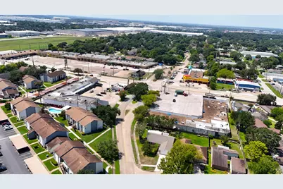 13714 Bonaventure Drive, Houston, TX 77065 - Photo 43