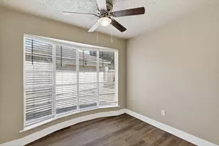 13714 Bonaventure Dr, Houston, TX 77065 - Photo 15