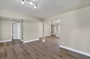 13714 Bonaventure Dr, Houston, TX 77065 - Photo 9