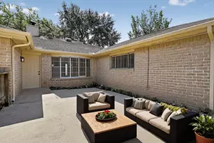 13714 Bonaventure Dr, Houston, TX 77065 - Photo 17