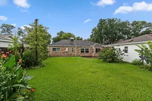 13714 Lynnwood Ln, Sugar Land, TX 77498 - Photo 35