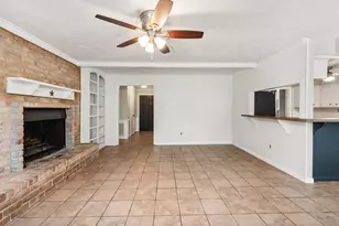 13714 Lynnwood Ln, Sugar Land, TX 77498 - Photo 21