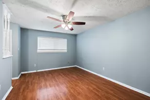 13714 Lynnwood Ln, Sugar Land, TX 77498 - Photo 23
