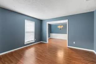 13714 Lynnwood Ln, Sugar Land, TX 77498 - Photo 7