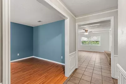13714 Lynnwood Lane, Sugar Land, TX 77498 - Photo 9