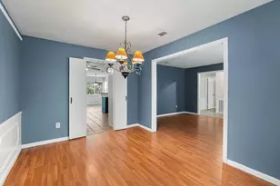 13714 Lynnwood Ln, Sugar Land, TX 77498 - Photo 5