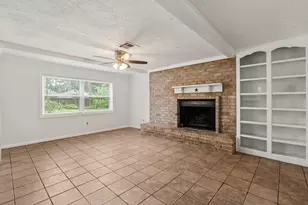 13714 Lynnwood Ln, Sugar Land, TX 77498 - Photo 19