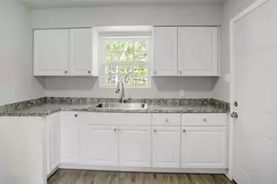 5123 Peachtree St, Houston, TX 77016 - Photo 3