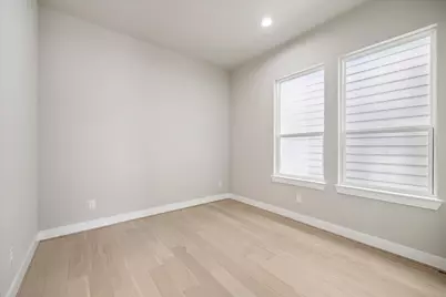 5811 Mansfield Heights Ln, Houston, TX 77091 - Photo 9