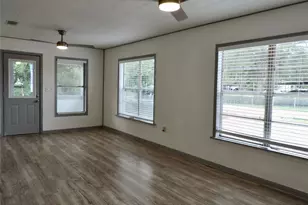 127 S Fenner Ave, Cleveland, TX 77327 - Photo 3