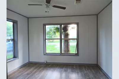 127 S Fenner Avenue, Cleveland, TX 77327 - Photo 11