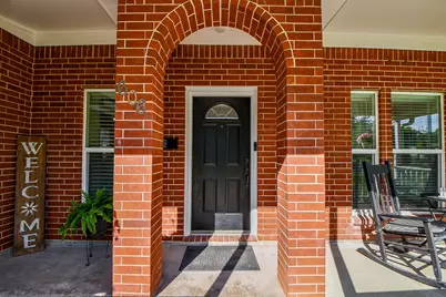 606 Walnut Street, Sweeny, TX 77480 - Photo 3