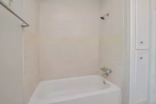12266 Huntington Venture Dr, Houston, TX 77099 - Photo 7