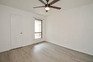 12266 Huntington Venture Dr, Houston, TX 77099 - Photo 3