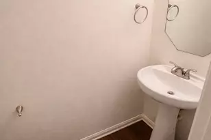 878 Darbydale Crossing Ln, Houston, TX 77090 - Photo 17