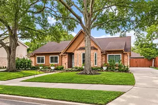 1858 Eagle Falls Dr, Houston, TX 77077 - Photo 3