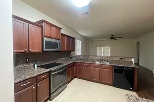 8739 Leclaire Meadow Dr, Humble, TX 77338 - Photo 5