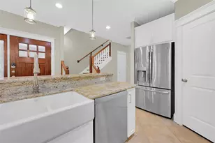 4418 Edsee St, Houston, TX 77009 - Photo 9