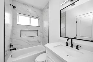 4327 Center St, Houston, TX 77007 - Photo 35