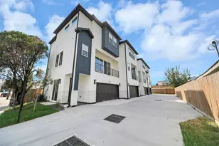 4327 Center St, Houston, TX 77007 - Photo 3