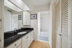 5407 John Dreaper Dr, Houston, TX 77056 - Photo 23