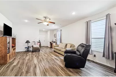 13127 Clifton Hill Lane, Houston, TX 77044 - Photo 5