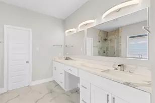 5506 Pershing St, Houston, TX 77033 - Photo 13