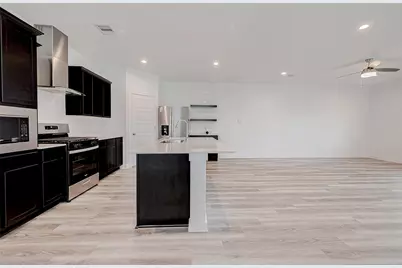 3204 Crown Gate Drive, Houston, TX 77047 - Photo 9