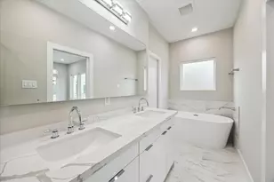 863 Prosper St, Houston, TX 77088 - Photo 3