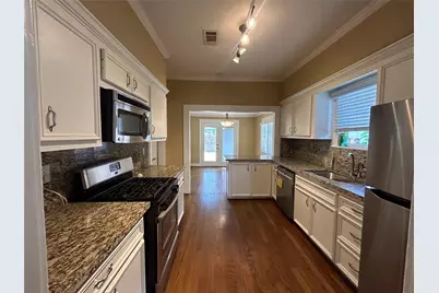 209 Walton Street, Houston, TX 77009 - Photo 9