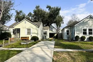 934 Dorothy St, Houston, TX 77008 - Photo 7
