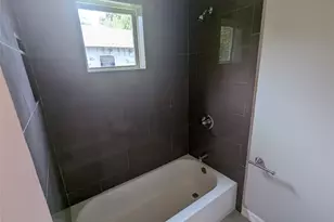 7521 Laredo St, Houston, TX 77020 - Photo 13