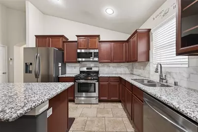 5703 Casa Martin Drive, Katy, TX 77449 - Photo 11