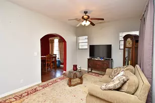 4104 Walker St, Houston, TX 77023 - Photo 11