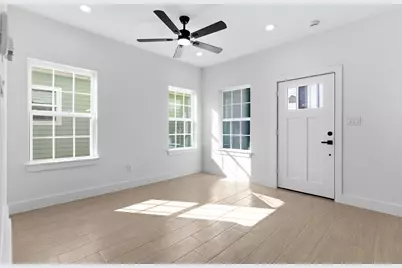 428 Rhode Island St, Houston, TX 77029 - Photo 9