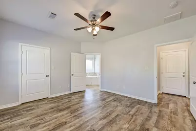 12738 Lake Conroe Hills Drive, Willis, TX 77318 - Photo 21