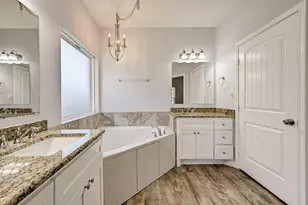 12738 Lake Conroe Hills Dr, Willis, TX 77318 - Photo 17