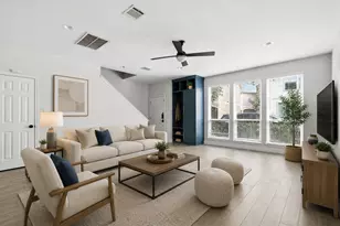 2020 Bailey St, Houston, TX 77006 - Photo 3