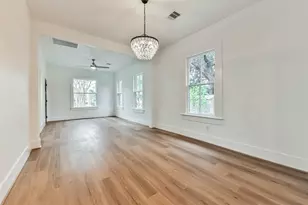 1616 38th St, Galveston, TX 77550 - Photo 11