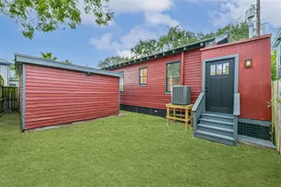 1616 38th St, Galveston, TX 77550 - Photo 25