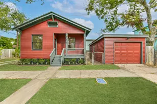 1616 38th St, Galveston, TX 77550 - Photo 1