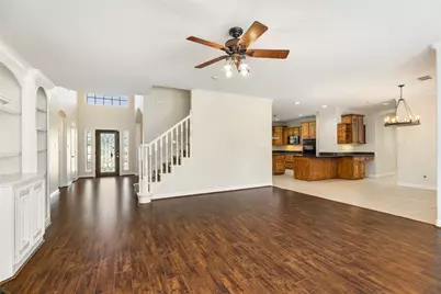 19907 Stone Lake Circle, Tomball, TX 77377 - Photo 5