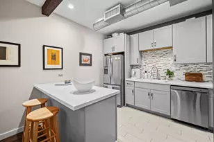 2100 Tanglewilde St, Houston, TX 77063 - Photo 13