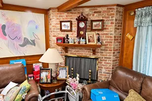 1051 W Donovan St, Houston, TX 77091 - Photo 3