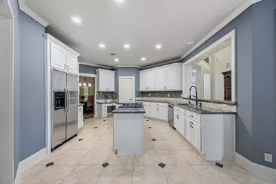 27722 Tiverton Ct, Spring, TX 77386 - Photo 9