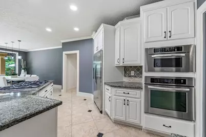 27722 Tiverton Ct, Spring, TX 77386 - Photo 11