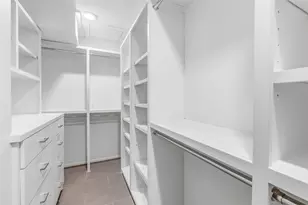 12326 Old Oaks Dr, Houston, TX 77024 - Photo 15