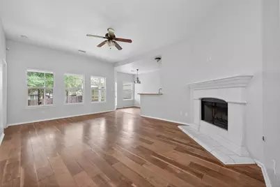 279 Adobe Terrace S, Conroe, TX 77316 - Photo 5